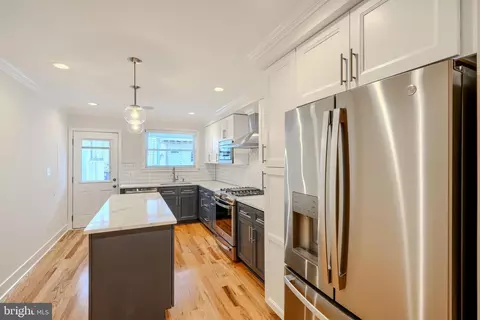 526 E Clement St, Baltimore, MD 21230 photo 10