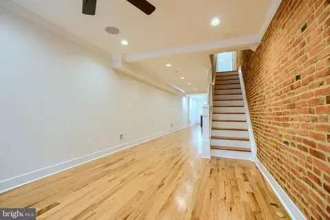 526 E Clement St, Baltimore, MD 21230 photo 3