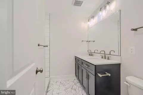 526 E Clement St, Baltimore, MD 21230 photo 26