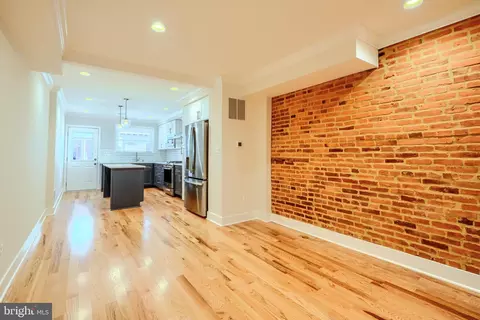 526 E Clement St, Baltimore, MD 21230 photo 7