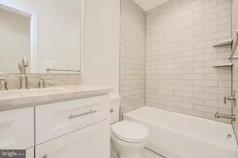 526 E Clement St, Baltimore, MD 21230 photo 22