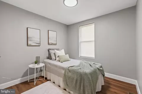 Bedroom - 3307 Elmora Ave, Baltimore, MD 21213 photo 3 of 5
