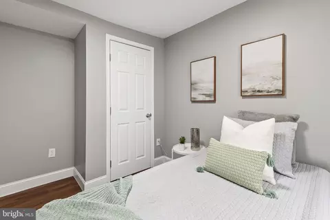 Bedroom - 3307 Elmora Ave, Baltimore, MD 21213 photo 4 of 5