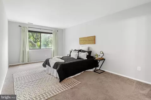 Bedroom - 2901 Fallstaff Rd #305, Baltimore, MD 21209 photo 1 of 2