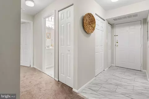 Entry Way - 2901 Fallstaff Rd #305, Baltimore, MD 21209 photo 1 of 1