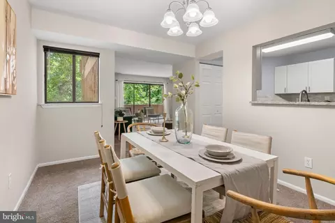 Dining - 2901 Fallstaff Rd #305, Baltimore, MD 21209 photo 1 of 2