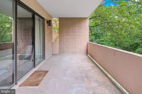 Exterior - 2901 Fallstaff Rd #305, Baltimore, MD 21209 photo 1 of 1