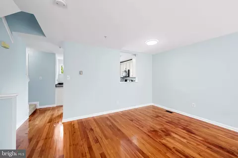 5210 Tabard Ct, Baltimore, MD 21212 photo 9