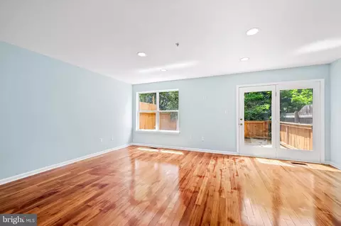 5210 Tabard Ct, Baltimore, MD 21212 photo 6