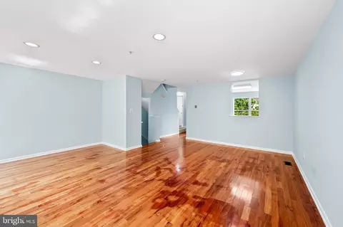 5210 Tabard Ct, Baltimore, MD 21212 photo 7