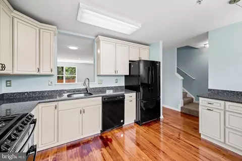 5210 Tabard Ct, Baltimore, MD 21212 photo 12
