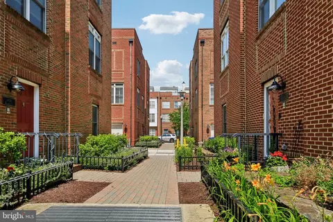 Exterior - 1420 Harper St, Baltimore, MD 21230 photo 1 of 2