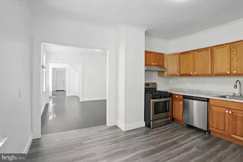Entry Way - 2105 Maisel St, Baltimore, MD 21230 photo 3 of 6