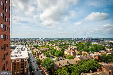 View/Area - 10 E Lee St #1209, Baltimore, MD 21202 photo 1 of 6
