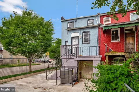 Exterior - 2201 N Pulaski St, Baltimore, MD 21217 photo 6 of 10