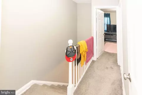 Entry Way - 6436 Hartwait St, Baltimore, MD 21224 photo 8 of 9