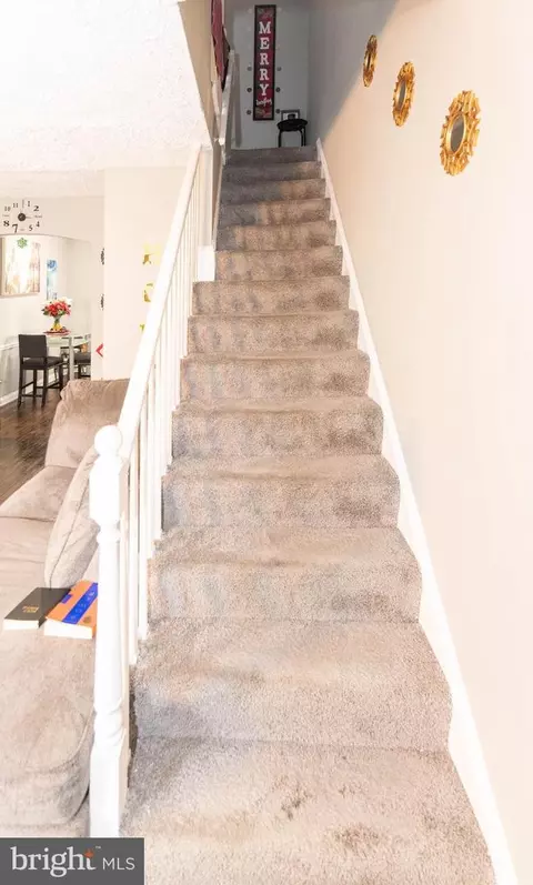Entry Way - 6436 Hartwait St, Baltimore, MD 21224 photo 7 of 9