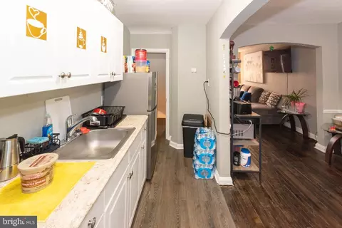 Entry Way - 6436 Hartwait St, Baltimore, MD 21224 photo 6 of 9