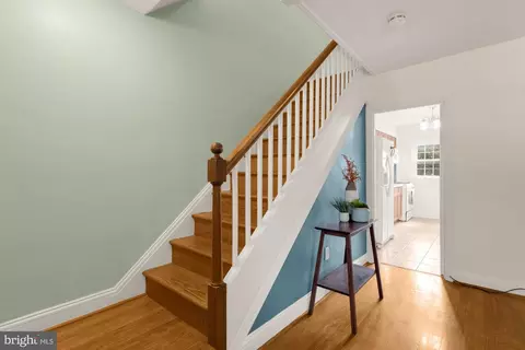 Entry Way - 3903 Kimble Rd, Baltimore, MD 21218 photo 2 of 2