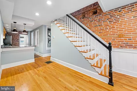 Entry Way - 1403 Covington St, Baltimore, MD 21230 photo 2 of 7