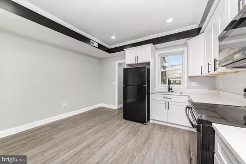 Entry Way - 312 Drew St, Baltimore, MD 21224 photo 3 of 8