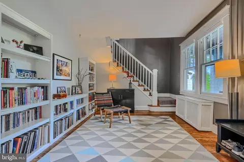 614 Hollen Rd, Baltimore, MD 21212 photo 2
