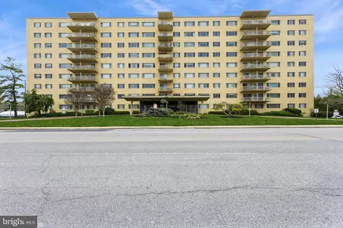 7121 Park Heights Ave #903, Baltimore, MD 21215