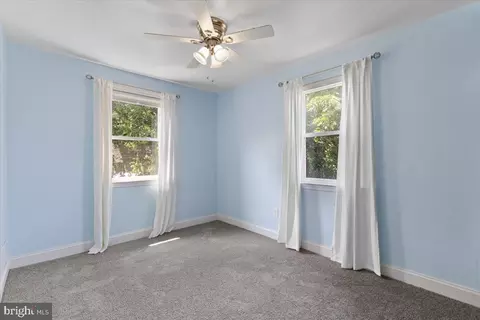 22 Mardrew Rd, Baltimore, MD 21229 photo 18