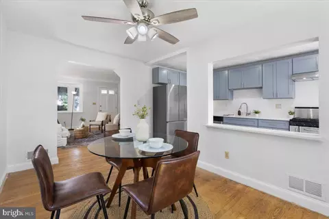 22 Mardrew Rd, Baltimore, MD 21229 photo 7