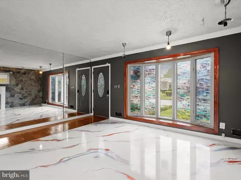 6222 Catalpha Rd, Baltimore, MD 21214 photo 4