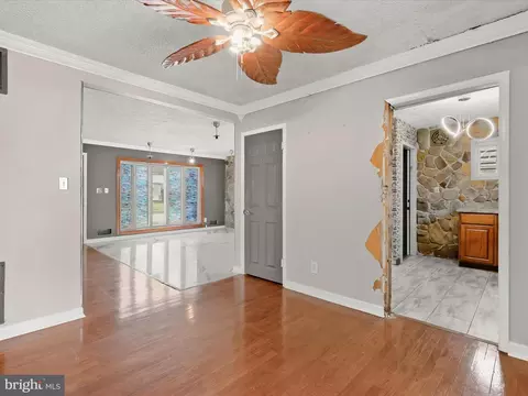 6222 Catalpha Rd, Baltimore, MD 21214 photo 10