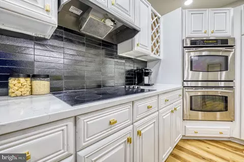 Kitchen - 2303 Harlem Ave, Baltimore, MD 21216 photo 5 of 7