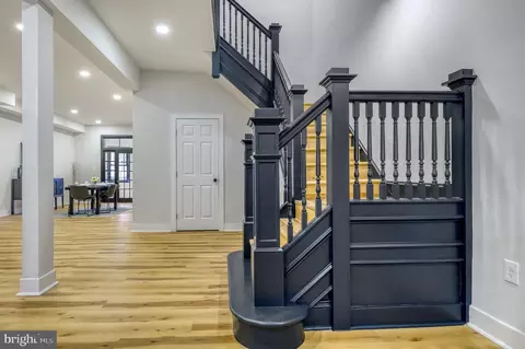 Entry Way - 2303 Harlem Ave, Baltimore, MD 21216 photo 2 of 6