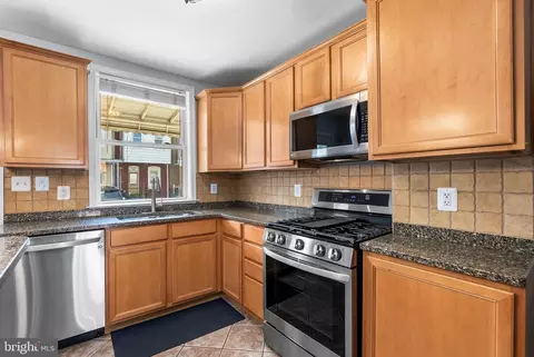 Kitchen - 735 S Decker Ave, Baltimore, MD 21224 photo 2 of 3