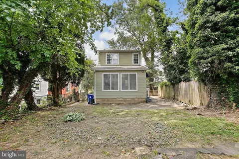 Exterior - 4713 Elsrode Ave, Baltimore, MD 21214 photo 5 of 8