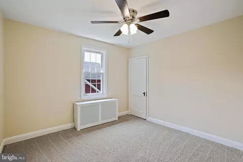 Bedroom - 4713 Elsrode Ave, Baltimore, MD 21214 photo 2 of 5