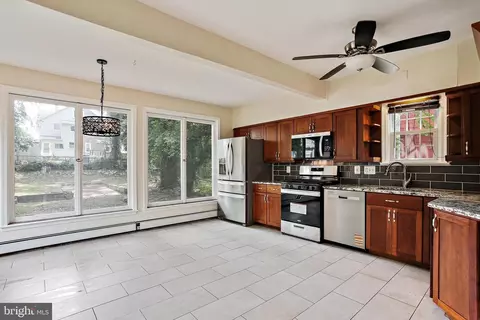 Kitchen - 4713 Elsrode Ave, Baltimore, MD 21214 photo 1 of 4