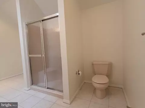 Other - 710 Hunting Pl, Baltimore, MD 21229 photo 8 of 12