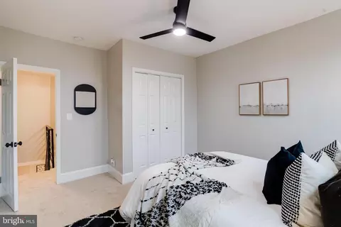 Bedroom - 3910 E Pratt St, Baltimore, MD 21224 photo 2 of 7