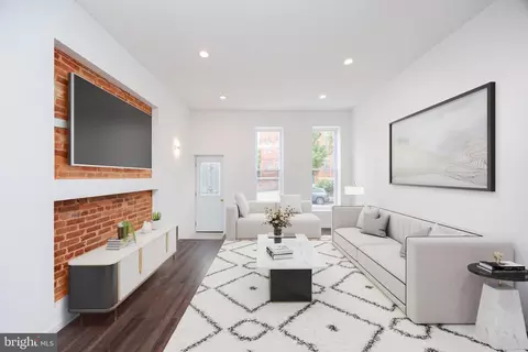 Living - 721 E 22nd St, Baltimore, MD 21218 photo 1 of 7
