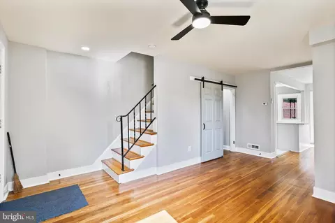 Entry Way - 2800 Windsor Ave, Baltimore, MD 21216 photo 2 of 8