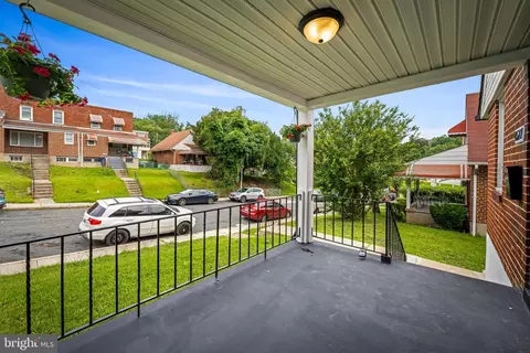 4577 Derby Manor Dr, Baltimore, MD 21215 photo 5