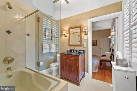 6 Upland Rd #F2, Baltimore, MD 21210 photo 23