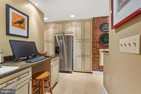 6 Upland Rd #F2, Baltimore, MD 21210 photo 14