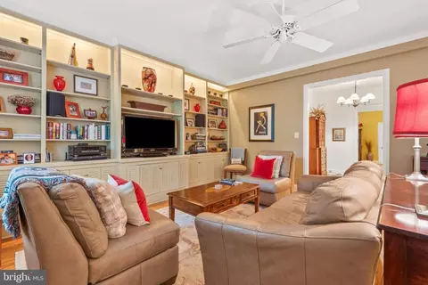 6 Upland Rd #F2, Baltimore, MD 21210 photo 9