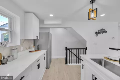 Entry Way - 1306 E 35th St, Baltimore, MD 21218 photo 9 of 14