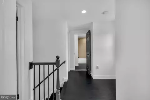 Entry Way - 1306 E 35th St, Baltimore, MD 21218 photo 7 of 14