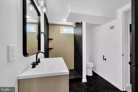 Bath - 1306 E 35th St, Baltimore, MD 21218 photo 3 of 3
