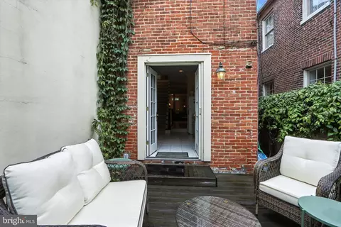Exterior - 916 William St, Baltimore, MD 21230 photo 3 of 3