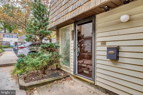 7380 Park Heights Ave, Pikesville, MD 21208